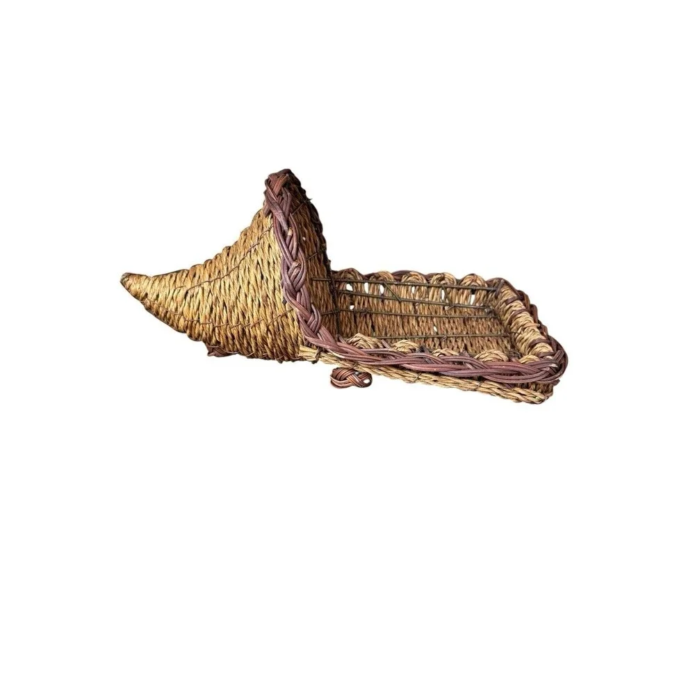 Vintage Wicker Thanksgiving Cornucopia Basket Horn of Plenty Wall Farmhouse
